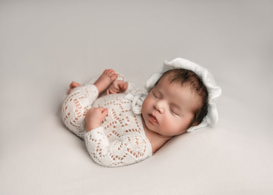 Annabelle lace outfit