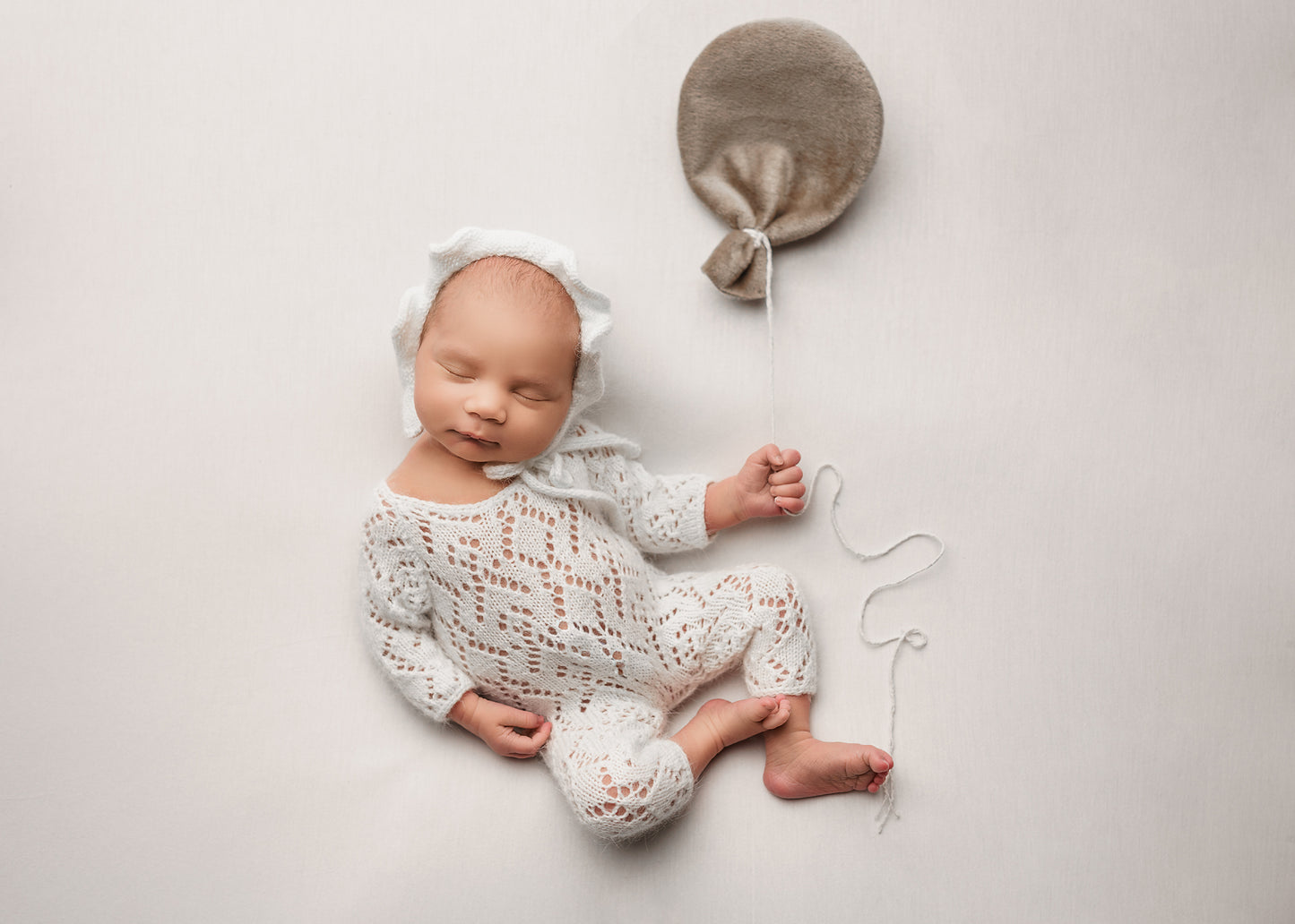 Annabelle lace outfit