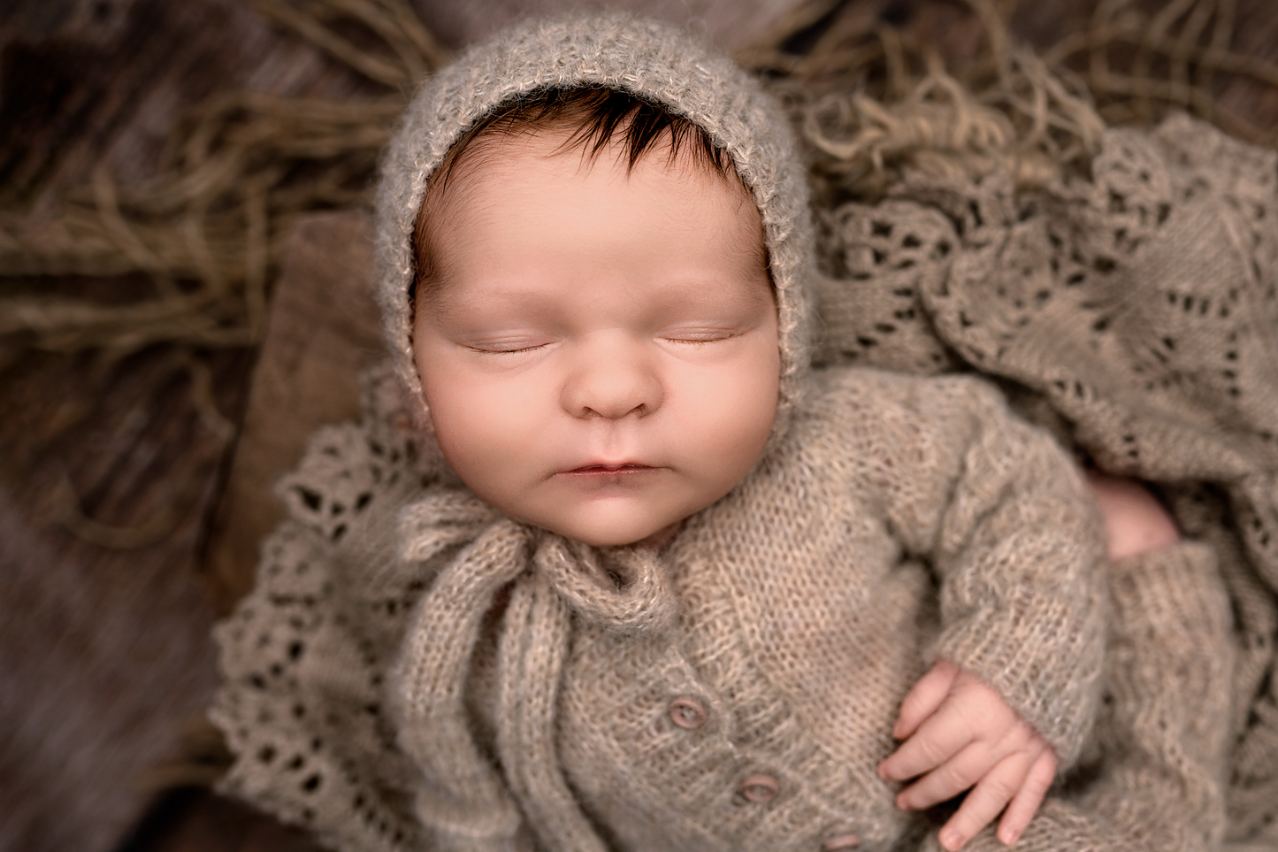 BUNDLE Vintage layer and alpaca newborn romper with matching socks (beige)