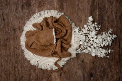 Amirah wrap and bonnet set