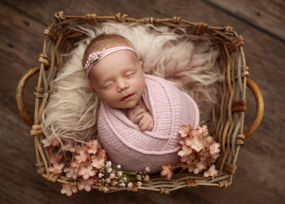 Amirah wrap and bonnet set