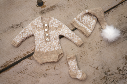 Christmas Olivia sets (newborn size)