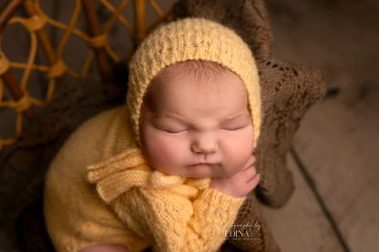 Olivia newborn sets with socks