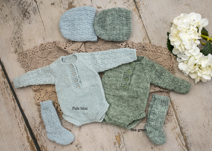 Olivia newborn sets with socks