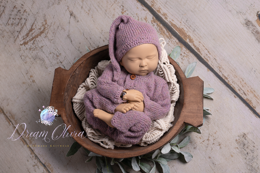 Soft newborn romper & sleepy hat