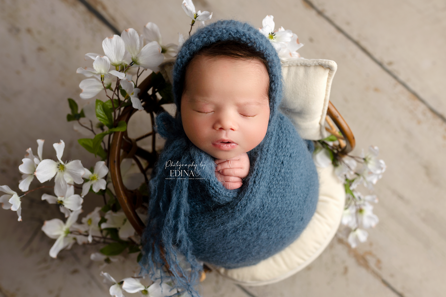 Chunky textured knitted wrap & bonnet